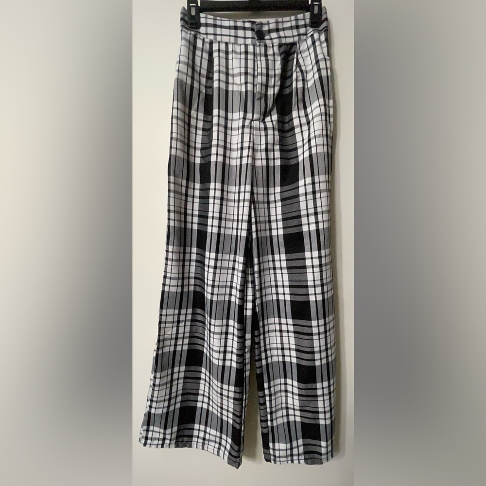 Black and white plaid pants